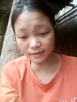 Snapshot of Linana_cute chatting on July 27, 3:13 am Linana cute online show from July 27, 3:13 am