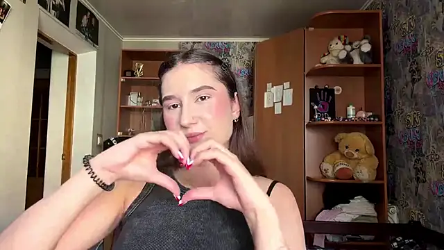 KittyNoSkirty online show from July 21, 8:49 am