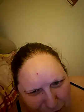 Snapshot of Mellegirl chatting on July 22, 6:32 pm Mellegirl online show from July 22, 6:32 pm