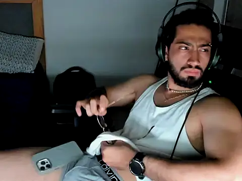 Thiagox2002 online show from July 23, 1:19 am