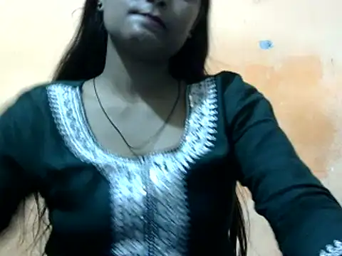 Snapshot of Cute_Rohilka chatting on July 31, 9:19 am Cute Rohilka online show from July 31, 9:19 am