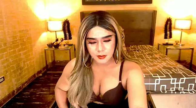 BigCumHuntersxx online show from January 16, 1:37 am