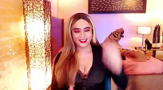 BigCumHuntersxx online show from March 19, 8:54 pm