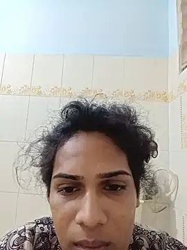 UniqueXCouple online show from August 6, 9:55 am