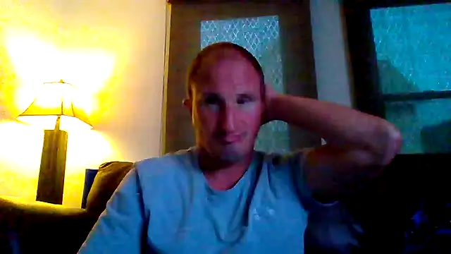 BJKing712 online show from August 7, 10:45 pm