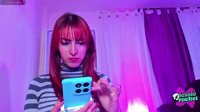 jessierocketx online show from October 16, 3:35 pm