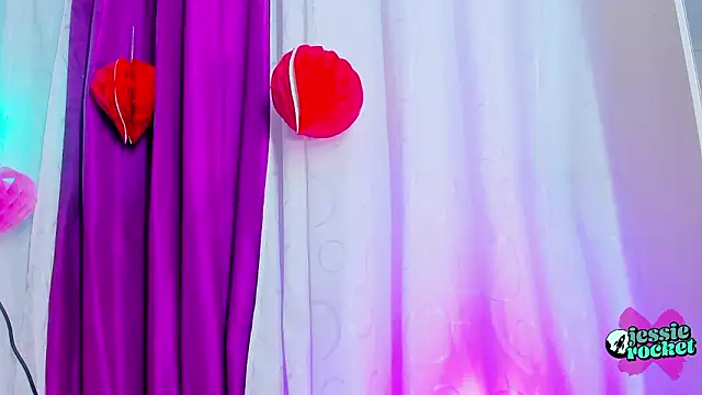 Snapshot of jessierocketx chatting on February 27, 10:21 pm jessierocketx online show from February 27, 10:21 pm