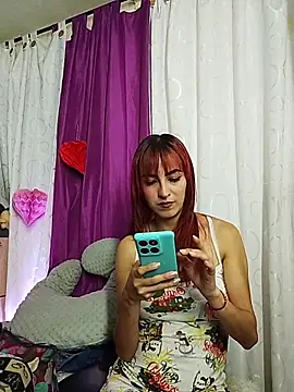 Snapshot of jessierocketx chatting on March 12, 7:42 pm jessierocketx online show from March 12, 7:42 pm