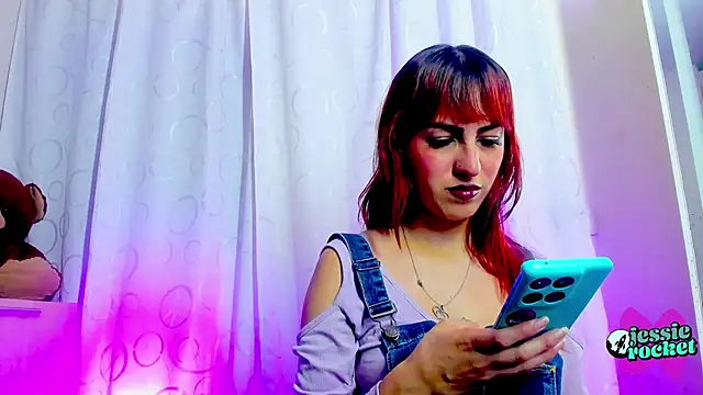 Snapshot of jessierocketx chatting on April 29, 8:59 pm jessierocketx online show from April 29, 8:59 pm