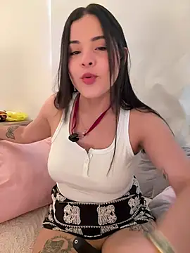 IvyValentine online show from May 12, 8:28 pm