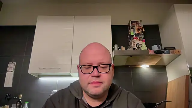Snapshot of theitalianbear chatting on January 14, 7:21 pm theitalianbear online show from January 14, 7:21 pm
