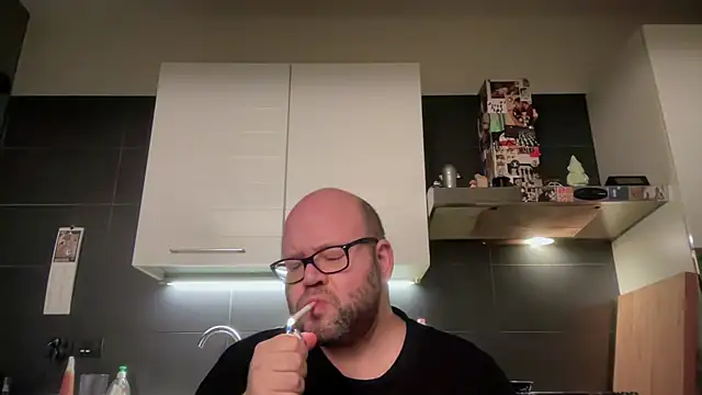 theitalianbear online show from November 7, 3:28 am