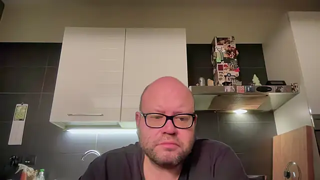 theitalianbear online show from May 7, 2:50 am