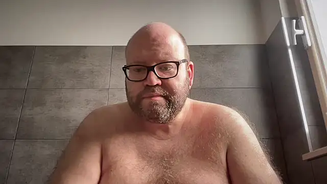 theitalianbear online show from May 20, 6:30 am
