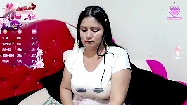 Snapshot of sexy_jhoan88 chatting on February 10, 1:33 pm sexy jhoan88 online show from February 10, 1:33 pm