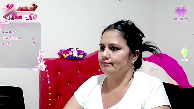 Snapshot of sexy_jhoan88 chatting on February 10, 11:23 pm sexy jhoan88 online show from February 10, 11:23 pm