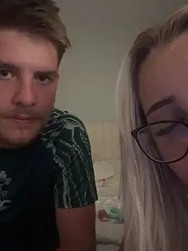 jessiandsam online show from August 2, 8:51 pm