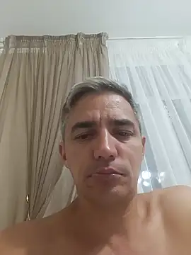 HotRamis83 online show from August 3, 7:39 pm