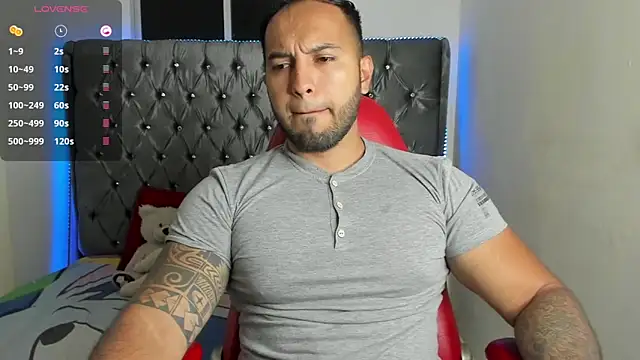 mrloganfuck1 online show from March 25, 5:57 am