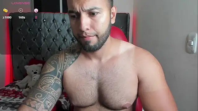 mrloganfuck1 online show from March 31, 7:31 am