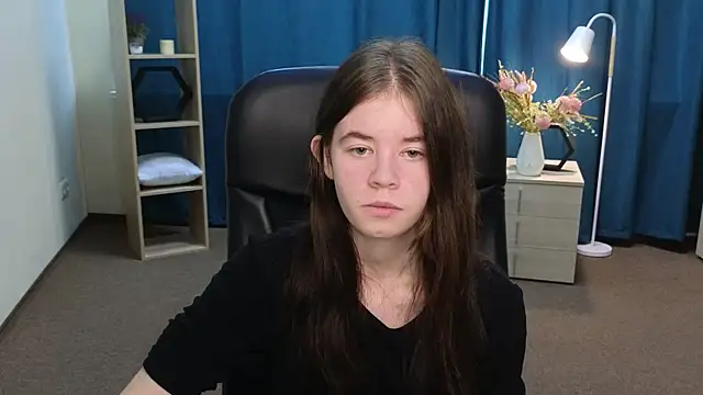 NicolaDevis online show from July 30, 8:46 am