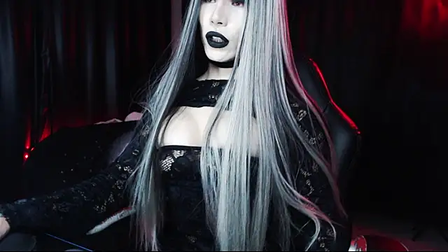 Snapshot of april_simons2 chatting on October 3, 2:52 am april simons2 online show from October 3, 2:52 am