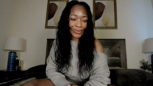 nicolesolace online show from May 14, 9:21 pm