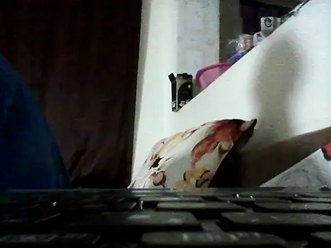 Snapshot of Temptykitty chatting on August 4, 8:55 pm Temptykitty online show from August 4, 8:55 pm
