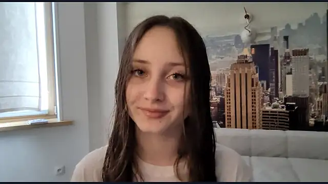 EvaSoShy online show from August 6, 8:49 am