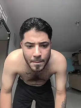 andrew assxxx online show from August 4, 3:25 pm