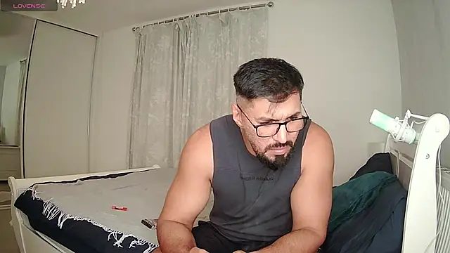 flupu1 online show from August 6, 8:44 pm