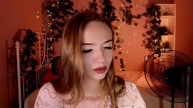 Cutie  Kitty online show from August 5, 12:19 pm