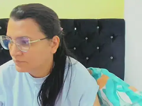 MARILYN GARCIA online show from December 24, 4:08 pm