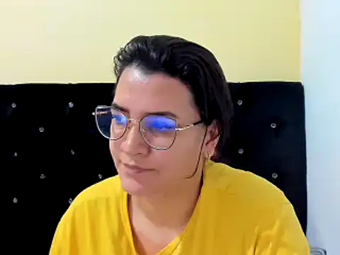 MARILYN GARCIA online show from December 27, 2:33 pm