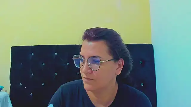 MARILYN GARCIA online show from December 28, 10:34 pm