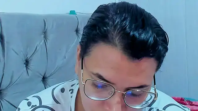 MARILYN GARCIA online show from January 20, 4:45 pm