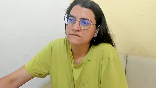 MARILYN GARCIA online show from March 29, 4:18 pm