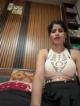 Snapshot of saxpooja chatting on August 6, 4:53 pm saxpooja online show from August 6, 4:53 pm