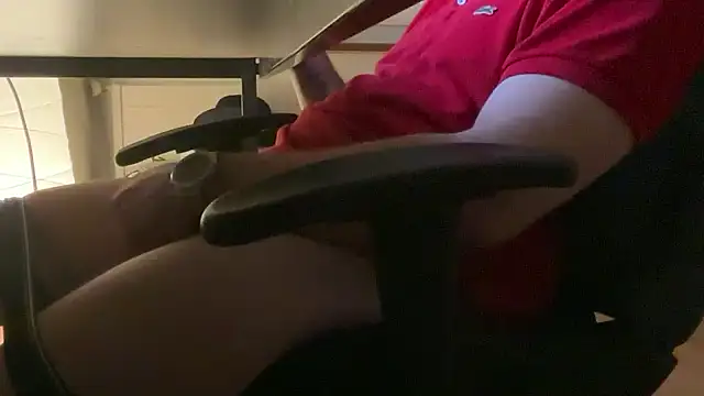 carlooos12 online show from February 22, 5:33 pm