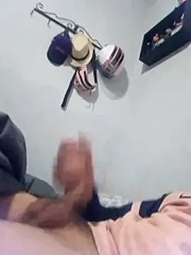 Snapshot of Sjksns chatting on March 8, 2:54 pm Sjksns online show from March 8, 2:54 pm