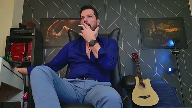 Snapshot of ChrisKox chatting on January 17, 2:29 am ChrisKox online show from January 17, 2:29 am