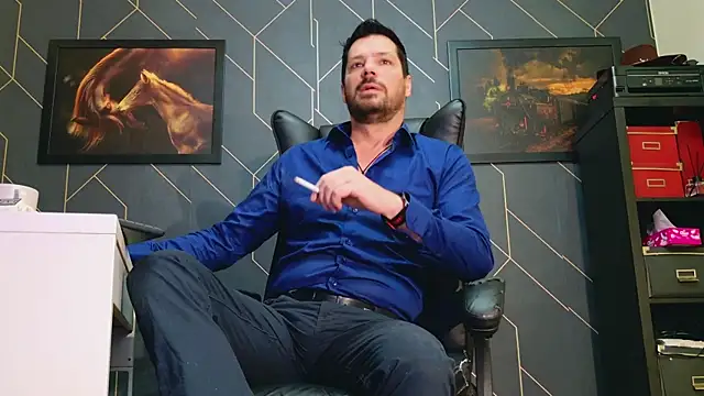 Snapshot of ChrisKox chatting on January 26, 6:38 am ChrisKox online show from January 26, 6:38 am