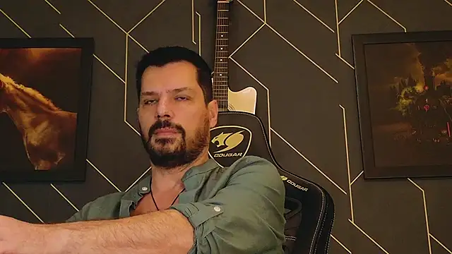 Snapshot of ChrisKox chatting on February 6, 11:54 am ChrisKox online show from February 6, 11:54 am