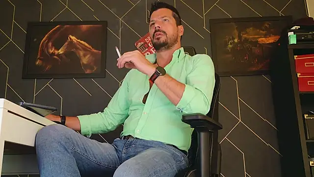 Snapshot of ChrisKox chatting on March 23, 7:31 am ChrisKox online show from March 23, 7:31 am