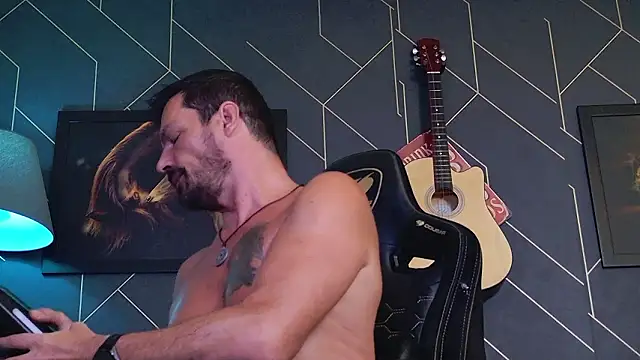 ChrisKox online show from February 15, 12:58 pm