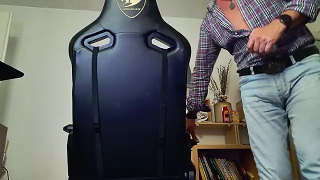 ChrisKox online show from May 20, 6:58 pm