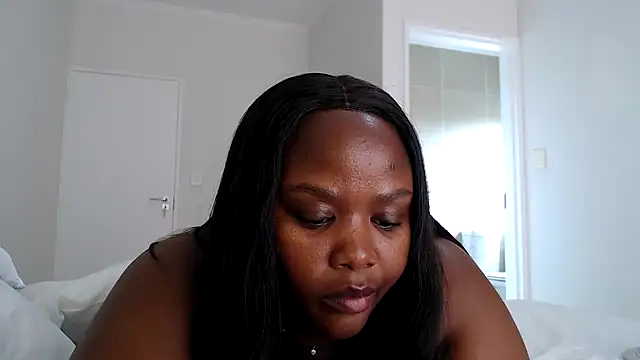Snapshot of xBUSTY_CANDYx chatting on April 15, 11:17 am xBUSTY CANDYx online show from April 15, 11:17 am