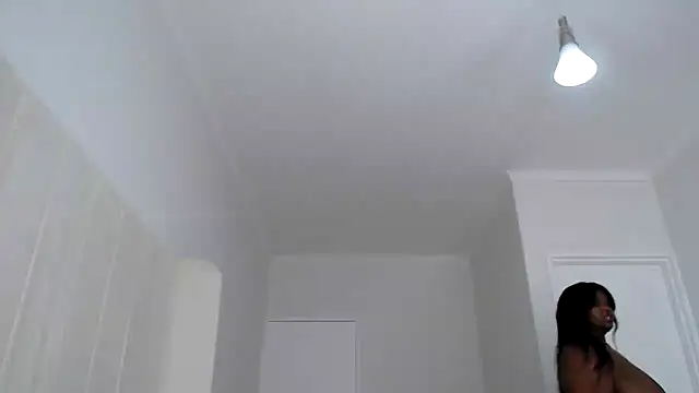 Snapshot of xBUSTY_CANDYx chatting on May 9, 12:10 pm xBUSTY CANDYx online show from May 9, 12:10 pm