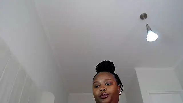 Snapshot of xBUSTY_CANDYx chatting on July 18, 2:21 pm xBUSTY CANDYx online show from July 18, 2:21 pm