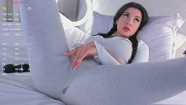 Snapshot of Dakota_Blare chatting on April 4, 10:57 am Dakota Blare online show from April 4, 10:57 am